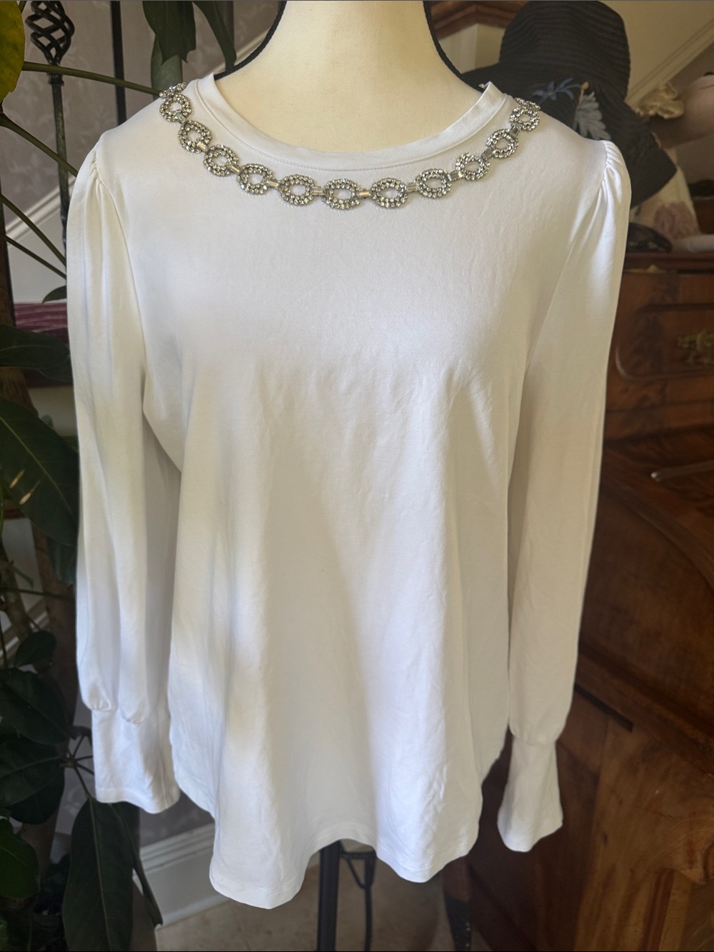 Chicos elegant white blouse women’s size 12. Excellent condition 95% cotton. - Picture 9 of 13